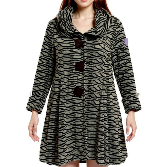 Designer Ali Miles versatile lightweight coat - Picture 11 of 11